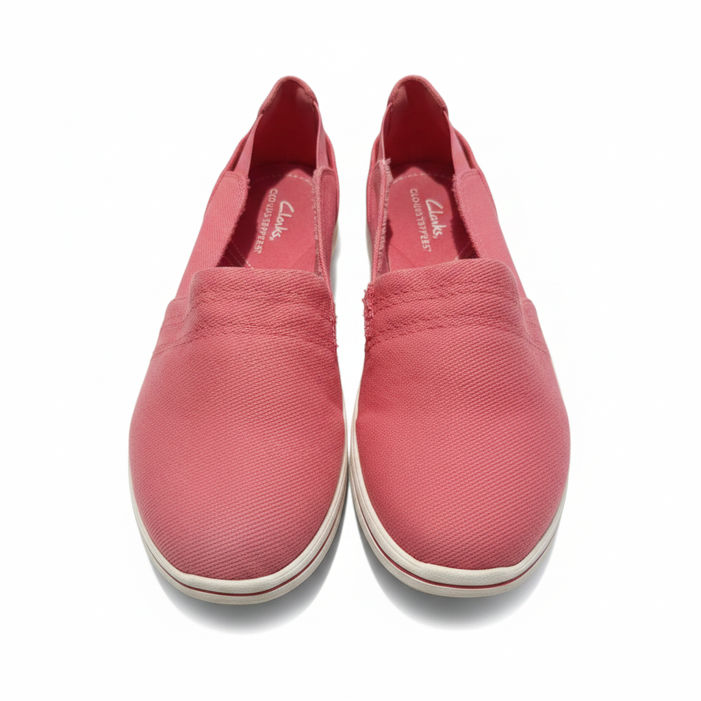 Women's Cloudsteppers Clarks Breeze Step Bright Coral Corail Brilliant Canvas Size 7